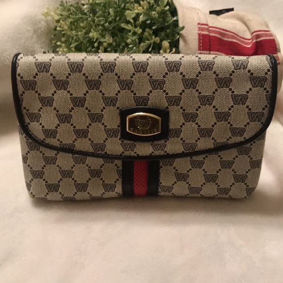 Vr Classic Clutch Wallet - Women | Color: Blue - Picture 3 of 17